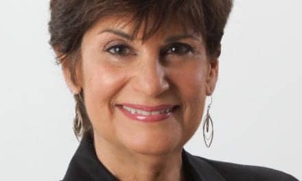 Rita Chaiken Receives Salus University Audiology Alumnus of the Year Award